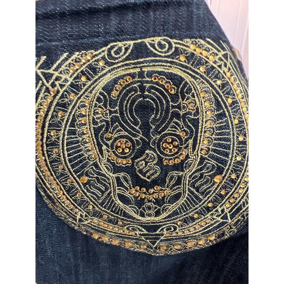 Rocawear size 11 jeans with rhinestones skulls on back pockets - Picture 3 of 4